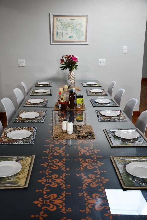 קניסנה Friendz Guesthouse מראה חיצוני תמונה