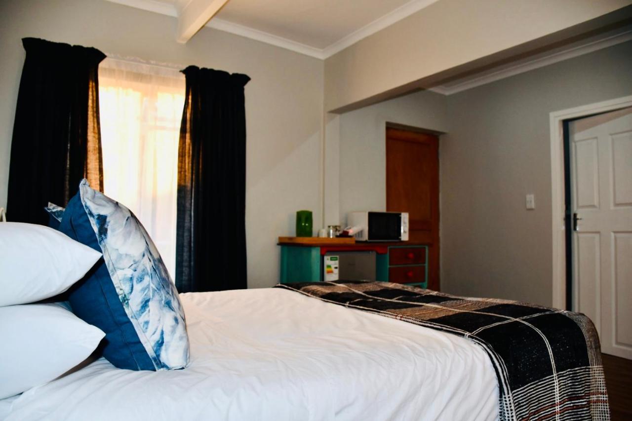 קניסנה Friendz Guesthouse מראה חיצוני תמונה