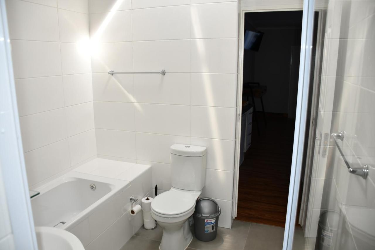 קניסנה Friendz Guesthouse מראה חיצוני תמונה