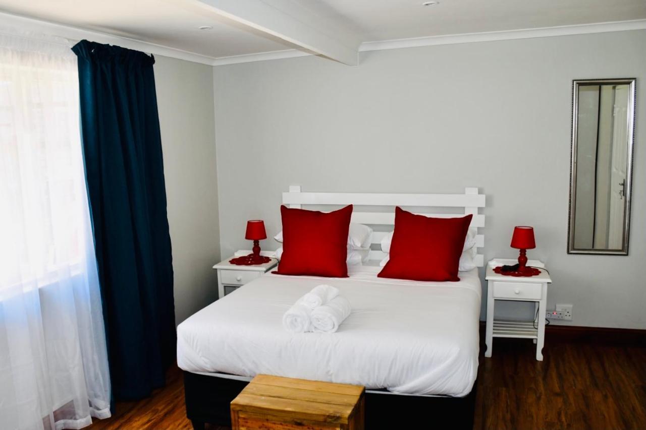 קניסנה Friendz Guesthouse מראה חיצוני תמונה