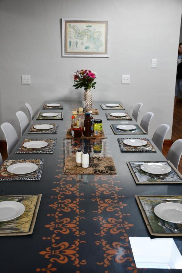 קניסנה Friendz Guesthouse מראה חיצוני תמונה