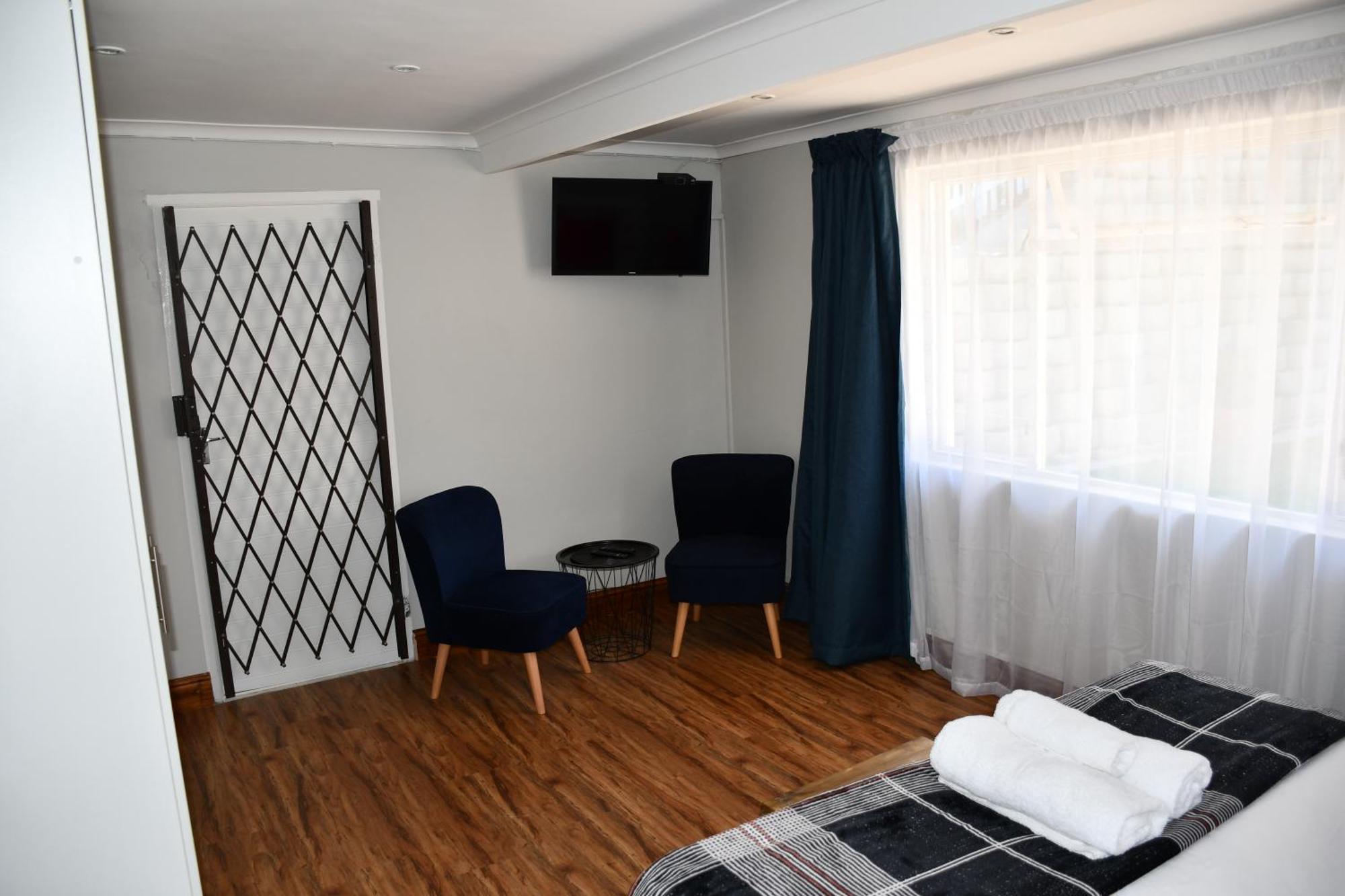קניסנה Friendz Guesthouse חדר תמונה
